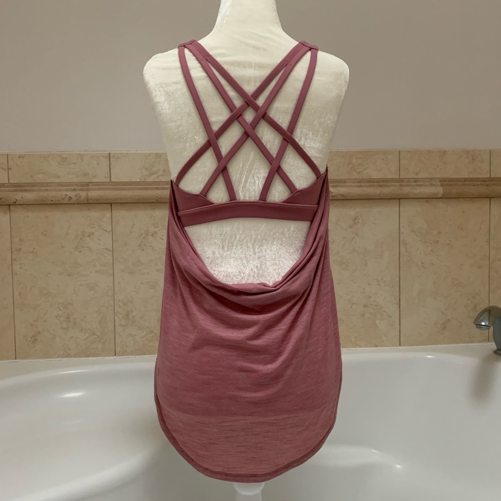 Lululemon Slay the studio 2 in 1 Tank
